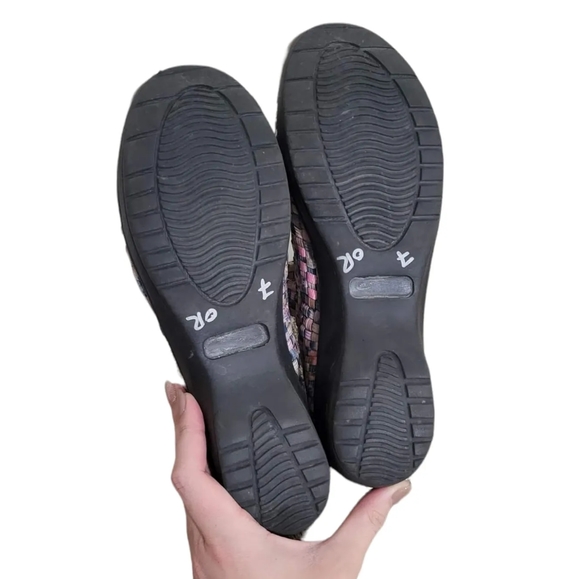 Cobb Hill by New Balance Mantra Mary-Jane Slip On Size 9 - Picture 8 of 8